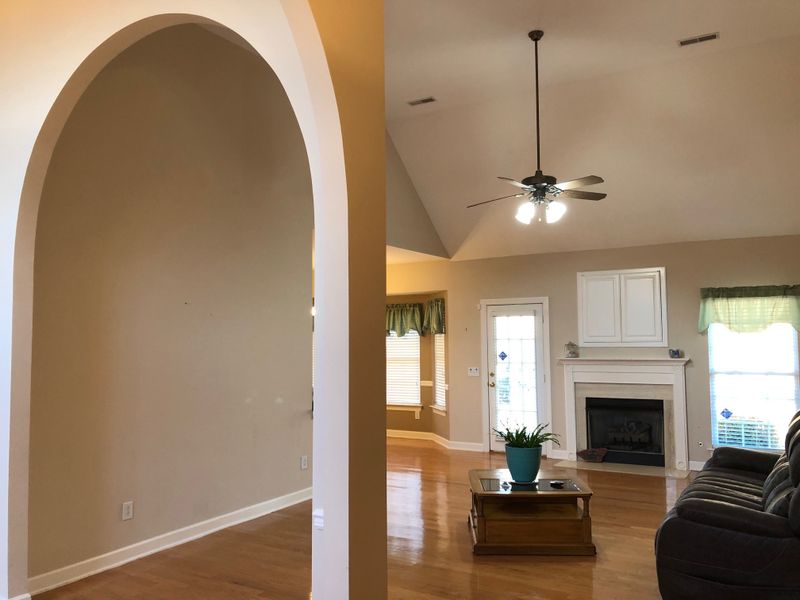 6113 Baypointe Dr, Hermitage, TN 37076