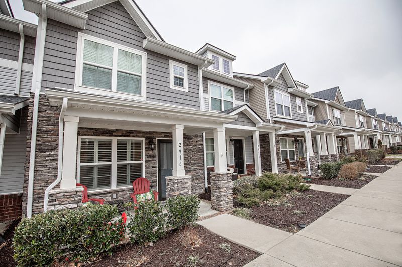 2916 Treloar Way, Hermitage, TN 37076