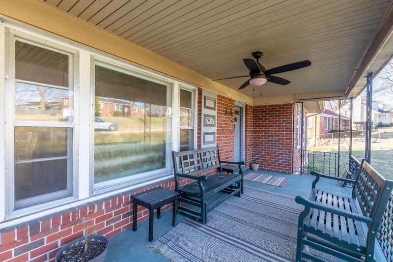 2707 Meadow Rose Dr N, Nashville, TN 37206
