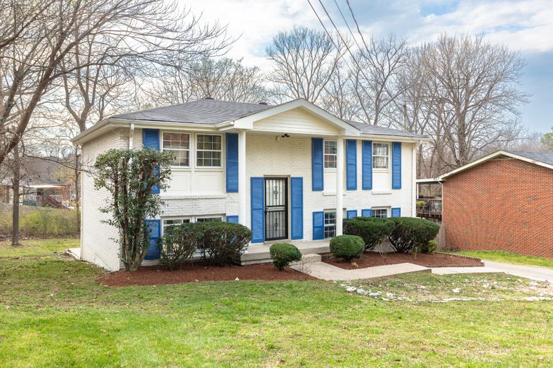 3809 Scotwood Dr, Nashville, TN 37211