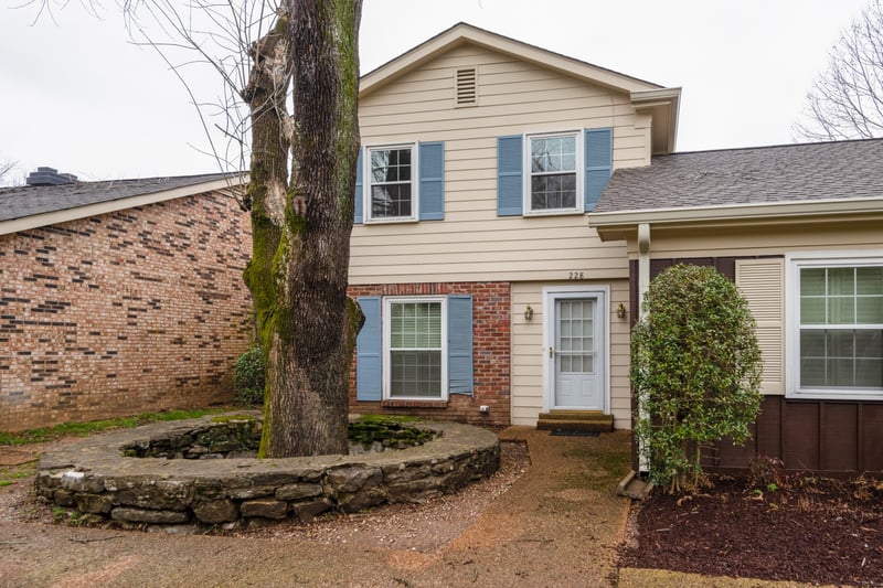 228 Boxwood Dr, Franklin, TN 37069