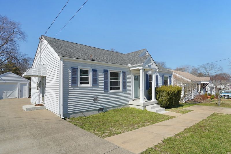 4613 Grinstead Pl, Nashville, TN 37216