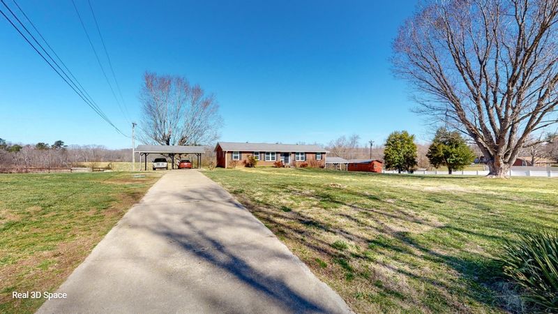 1476 Highway 48 S, Dickson, TN 37055