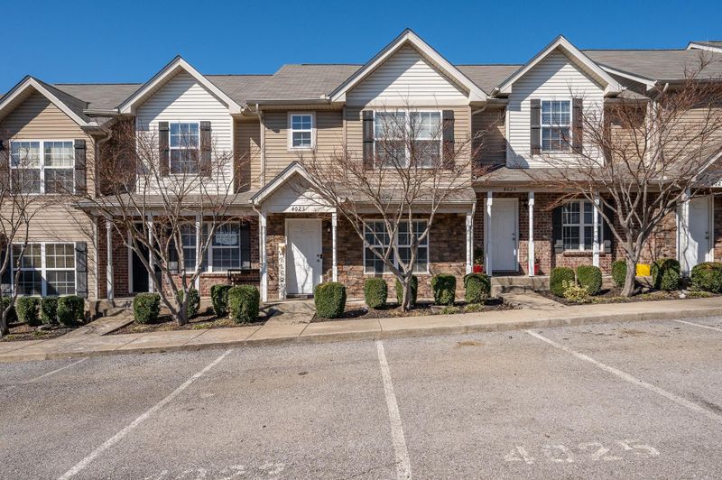 4023 Cody Dr, La Vergne, TN 37086