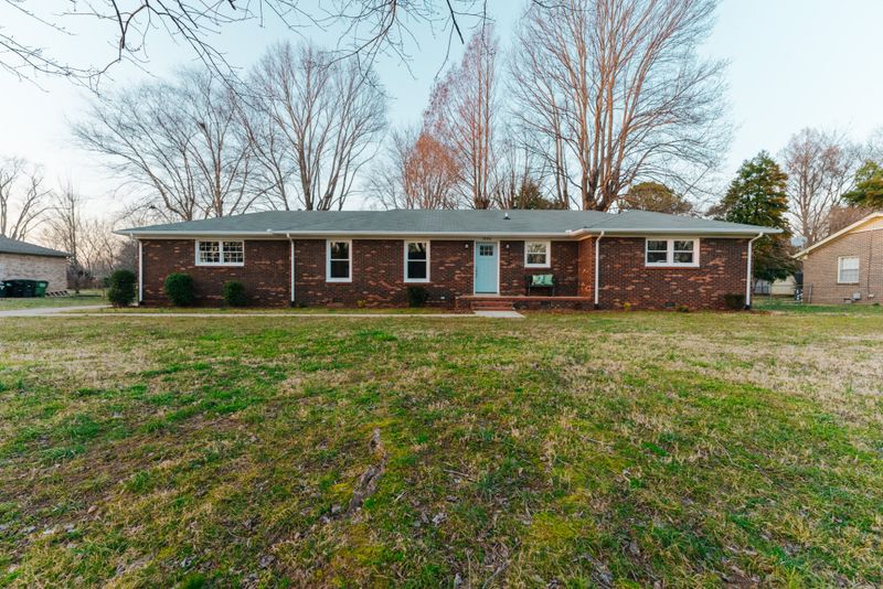 1006 Sunset Ave, Murfreesboro, TN 37129