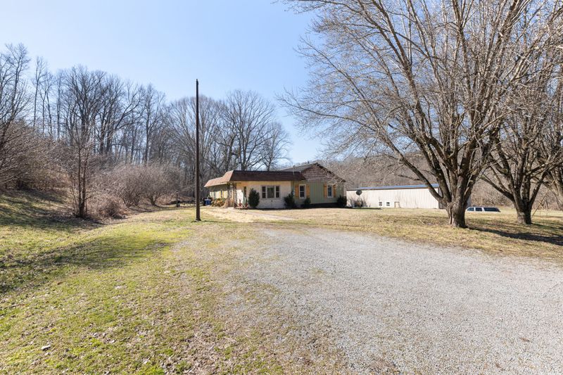 2010 Valley View Rd, Joelton, TN 37080