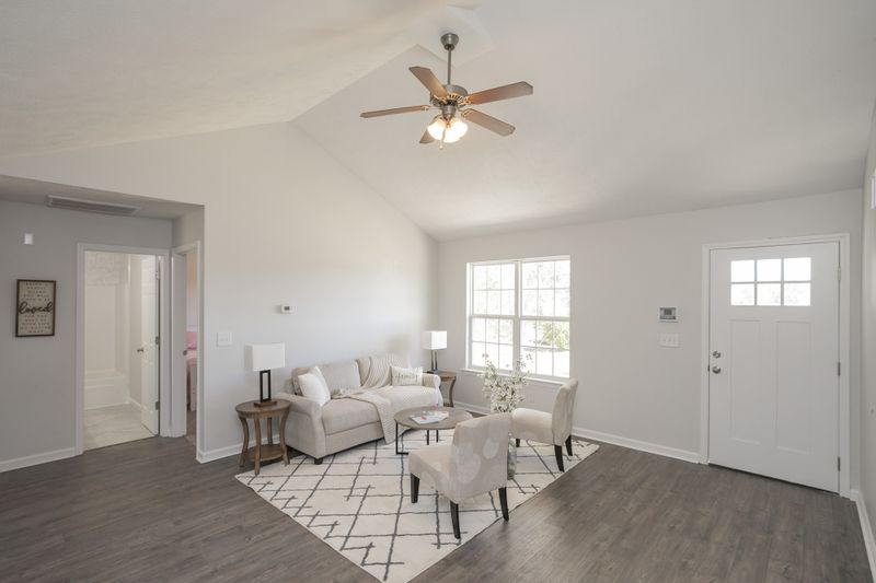 207 Anniston Dr, Murfreesboro, TN 37130