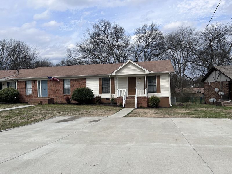 1512 Meadow Bend Dr, Madison, TN 37115