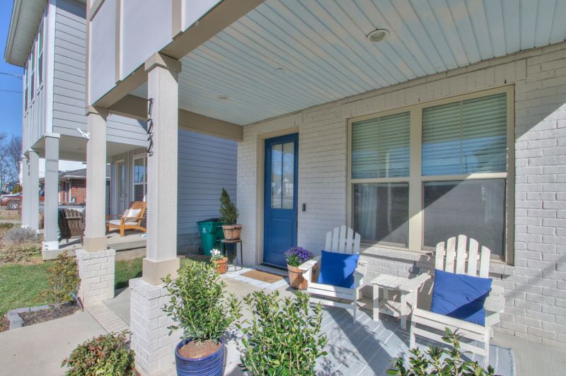 722 Croley Dr, Nashville, TN 37209