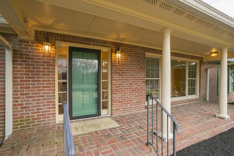 165 Lancaster Dr, Franklin, TN 37064