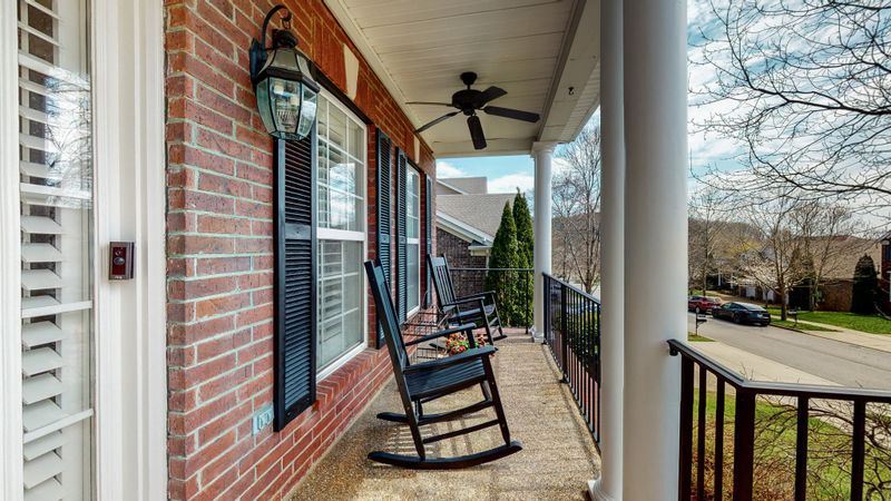 1240 Broadmoor Cir, Franklin, TN 37067