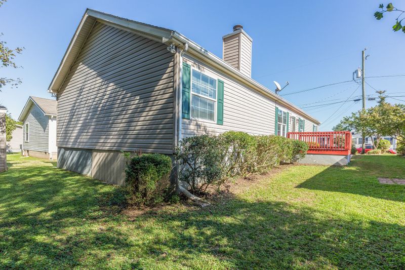 433 Shoreline Cir, Antioch, TN 37013