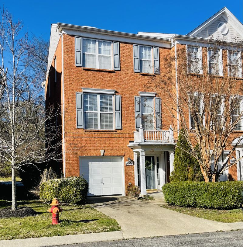 7252 Highway 70 S #1001, Nashville, TN 37221