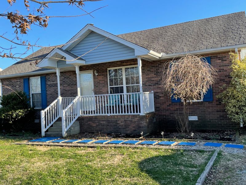 1248 Hillside Dr, Springfield, TN 37172