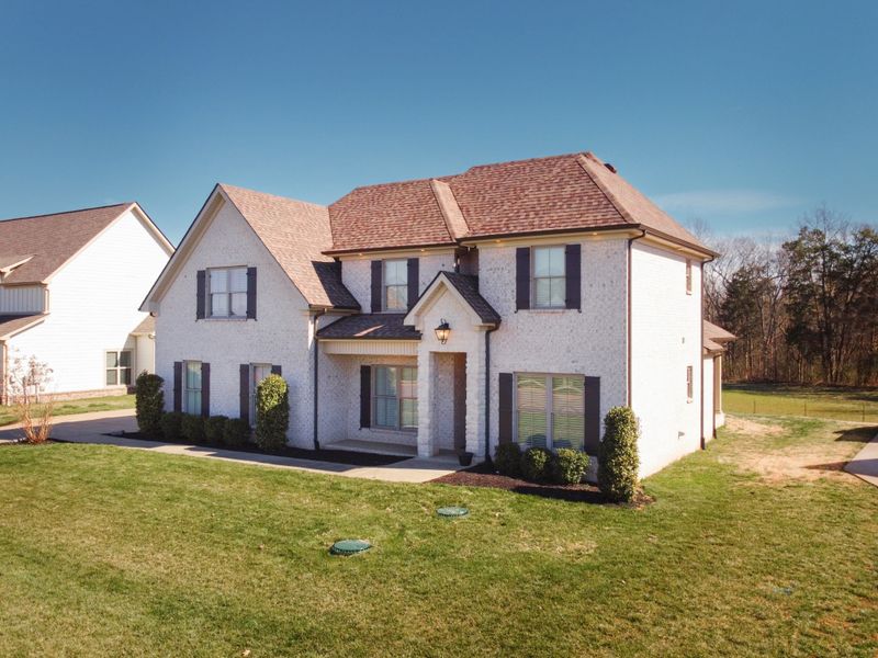 2078 Trout Trl, Murfreesboro, TN 37129