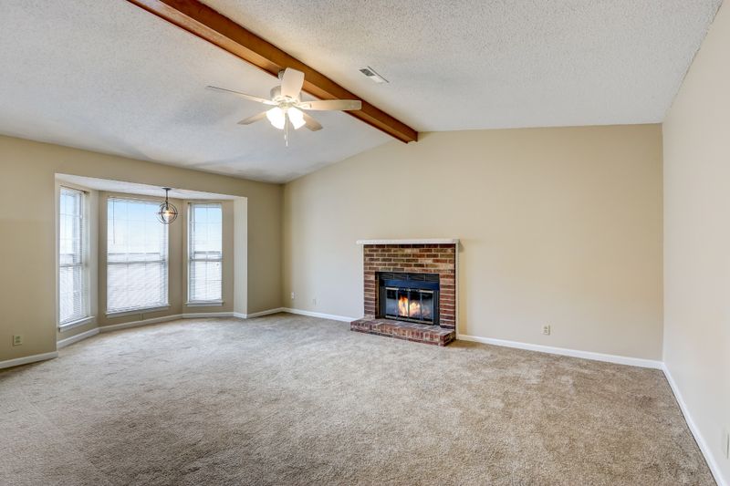 3024 Casa Dr, Nashville, TN 37214