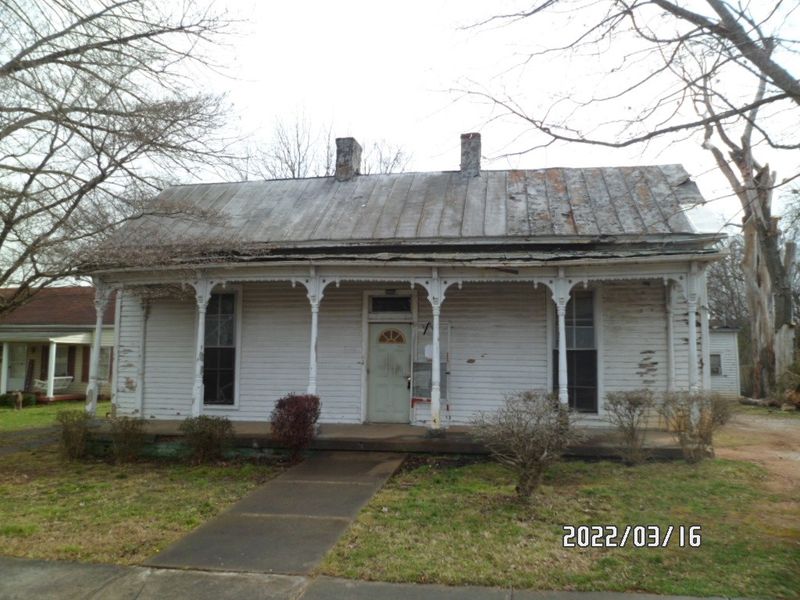 1004 Cheatham St #A, Springfield, TN 37172