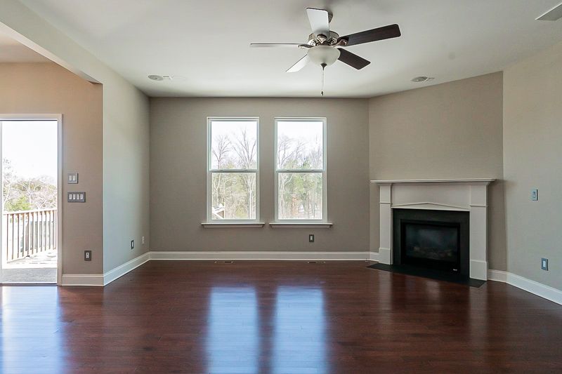 2861 Lakeside Meadows Cir, Mount Juliet, TN 37122