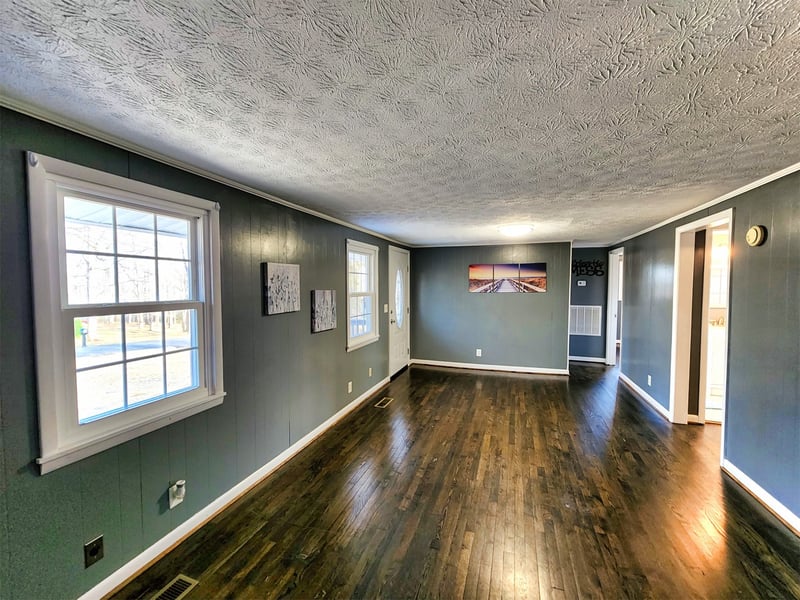 1619 Hill St, White Bluff, TN 37187