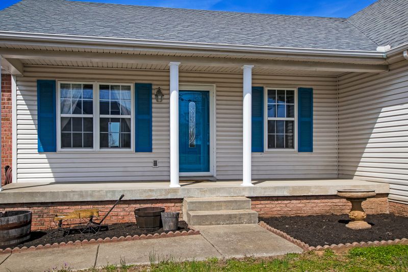 1060 Windtree Trce, Mount Juliet, TN 37122