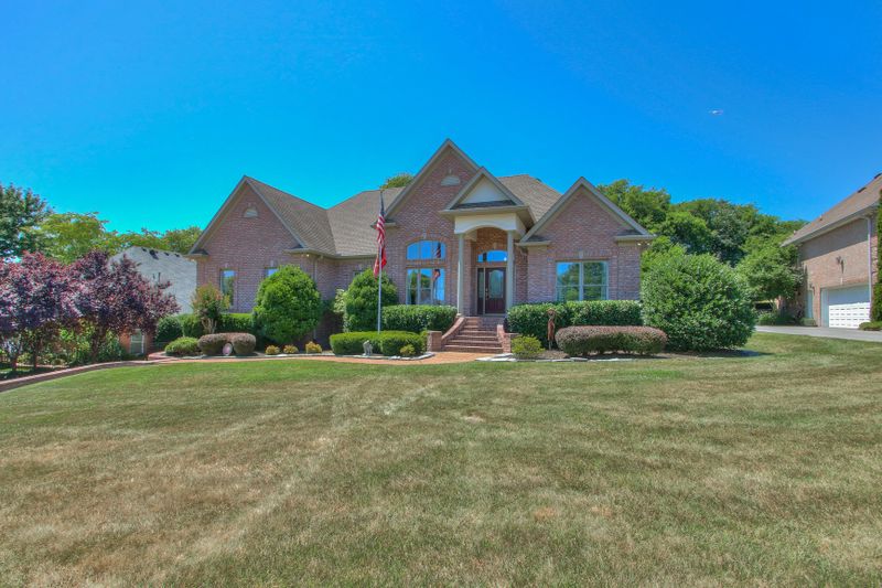 908 Tabitha Ln, Old Hickory, TN 37138