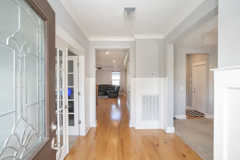 942 Ryecroft Ln, Franklin, TN 37064