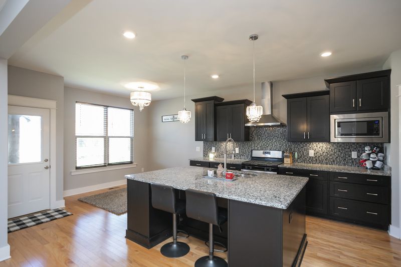 942 Ryecroft Ln, Franklin, TN 37064