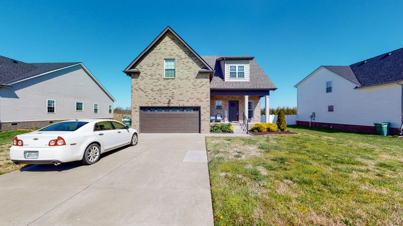 134 Hartmann Crossing Dr, Lebanon, TN 37087