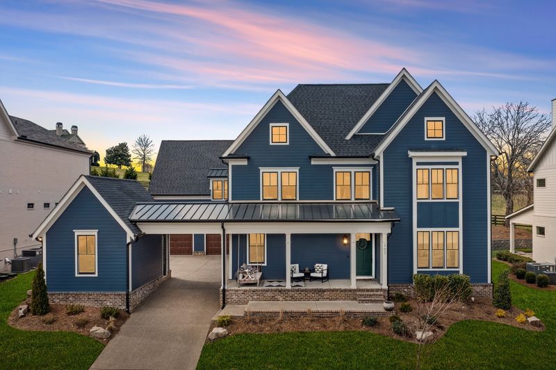 307 Circuit Rd, Franklin, TN 37064