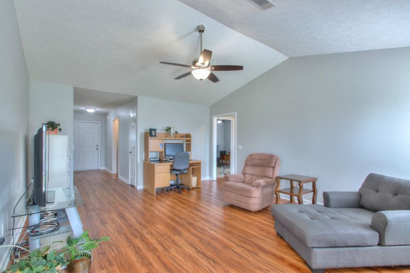 1941 Portway Rd, Spring Hill, TN 37174
