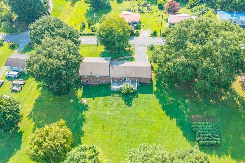218 Keeter Rd, Dalton, GA 30721