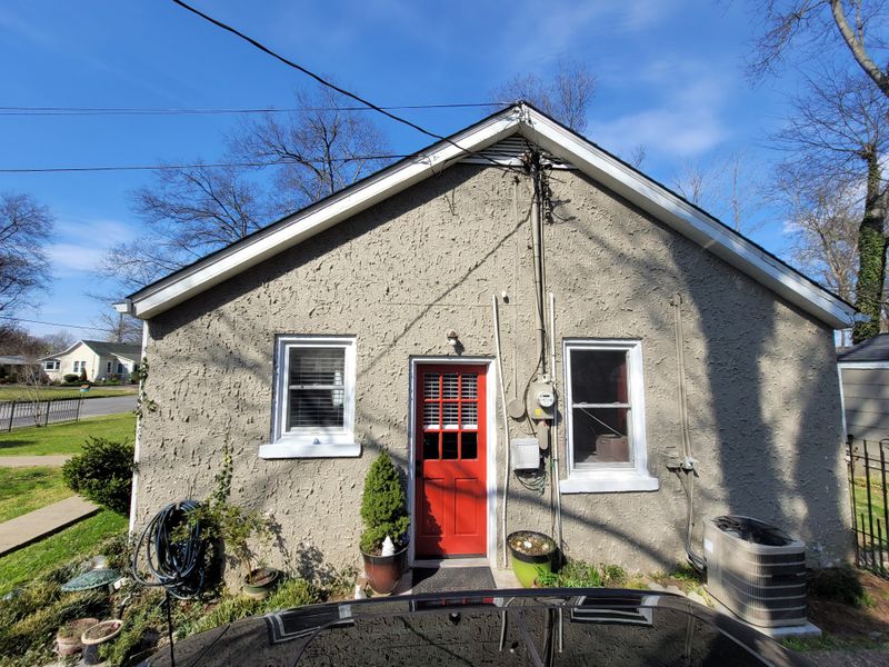 104 S Cherry St, Mount Pleasant, TN 38474