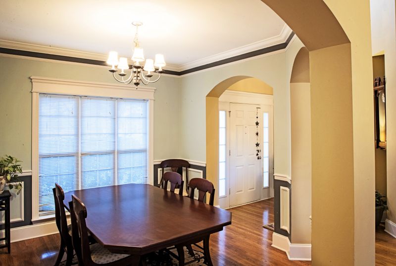 2821 Maylon Dr, Murfreesboro, TN 37128
