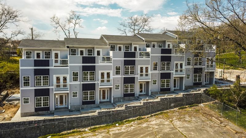 421 Elysian Fields Rd #3, Nashville, TN 37211