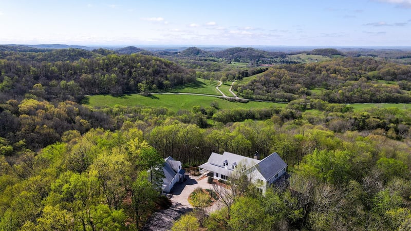6775 Bethesda Arno Rd, Thompsons Station, TN 37179