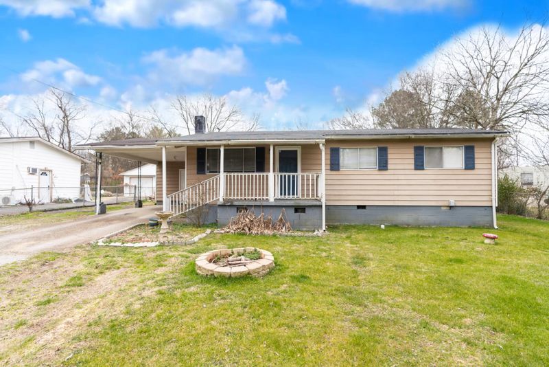 304 Mcdonald Dr, Rossville, GA 30741