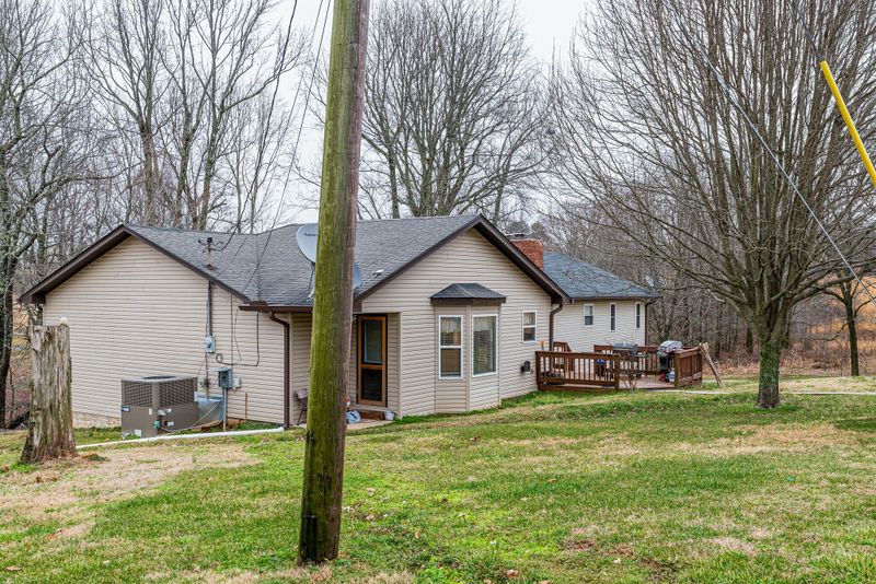 382A Moore Link Rd, Portland, TN 37148