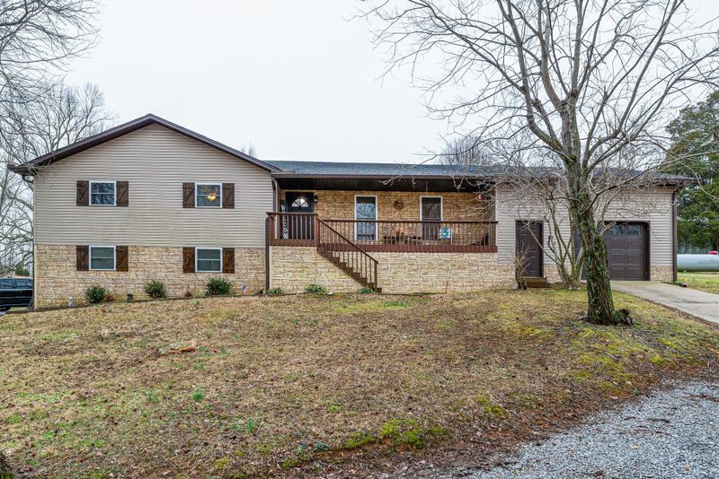 382A Moore Link Rd, Portland, TN 37148
