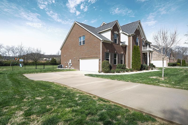 138 Stream Valley Blvd, Franklin, TN 37064
