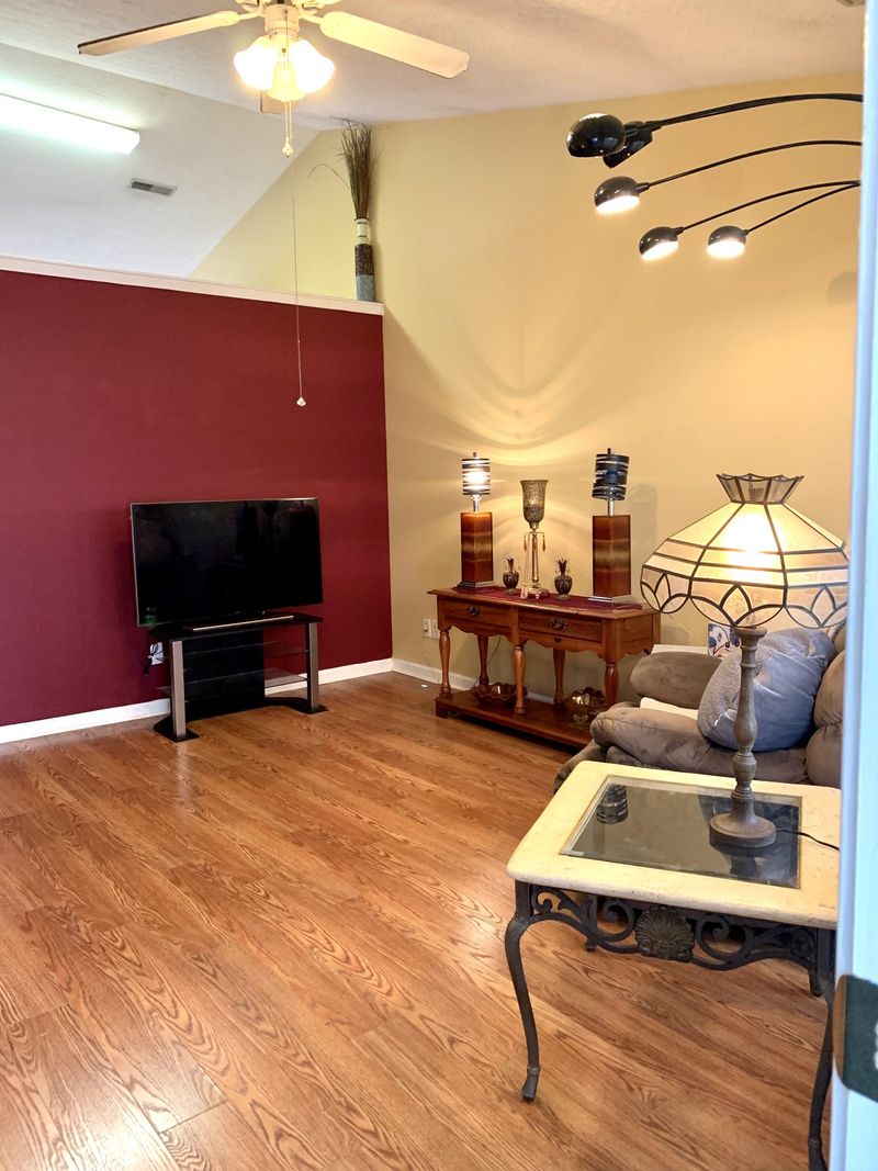 2023 Stoney Meadow Dr, Murfreesboro, TN 37128