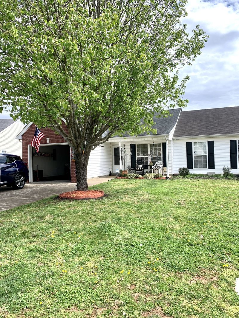 2023 Stoney Meadow Dr, Murfreesboro, TN 37128