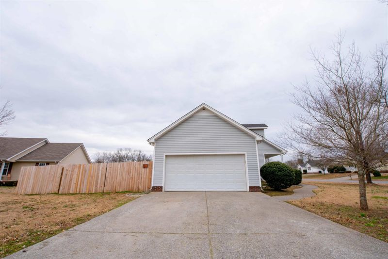 2409 Gold Valley Dr, Murfreesboro, TN 37130