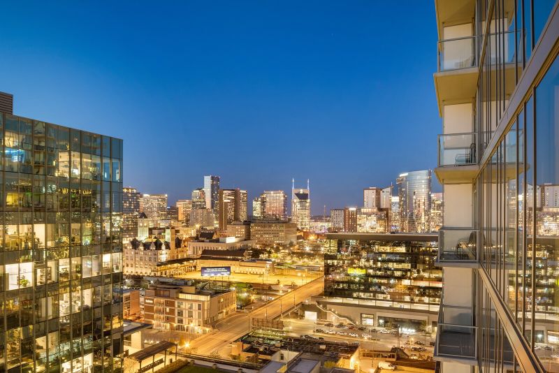 1212 Laurel St #1104, Nashville, TN 37203