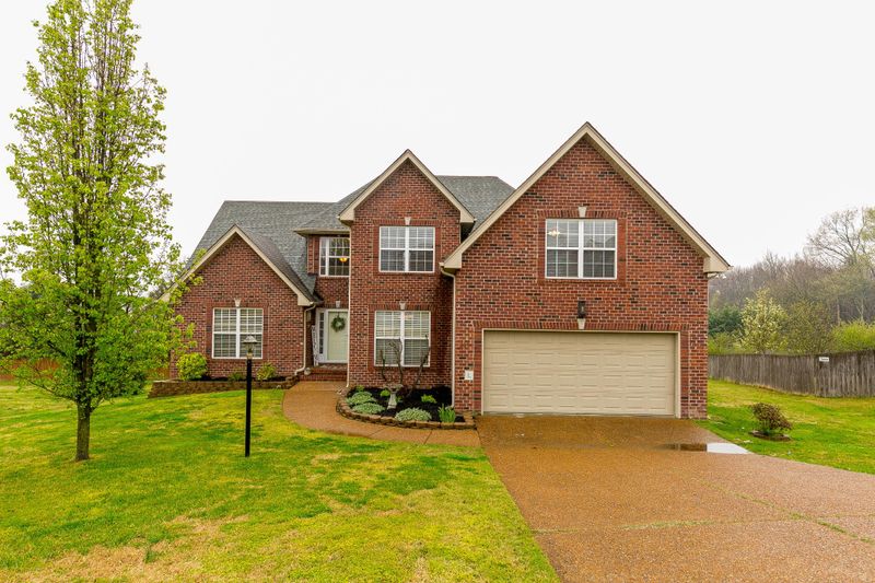 209 Gold Ct, Mount Juliet, TN 37122