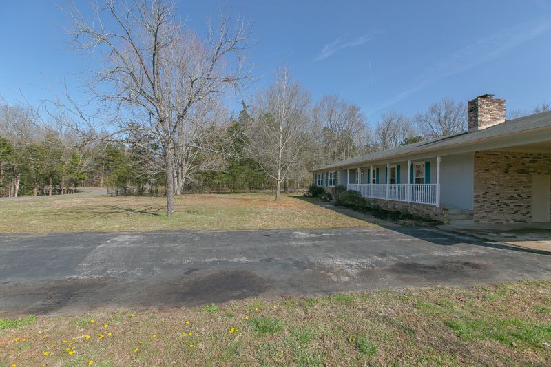 1676 Saddle Dr, Murfreesboro, TN 37130
