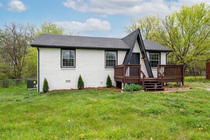 9026 Burleson Ln, Murfreesboro, TN 37129