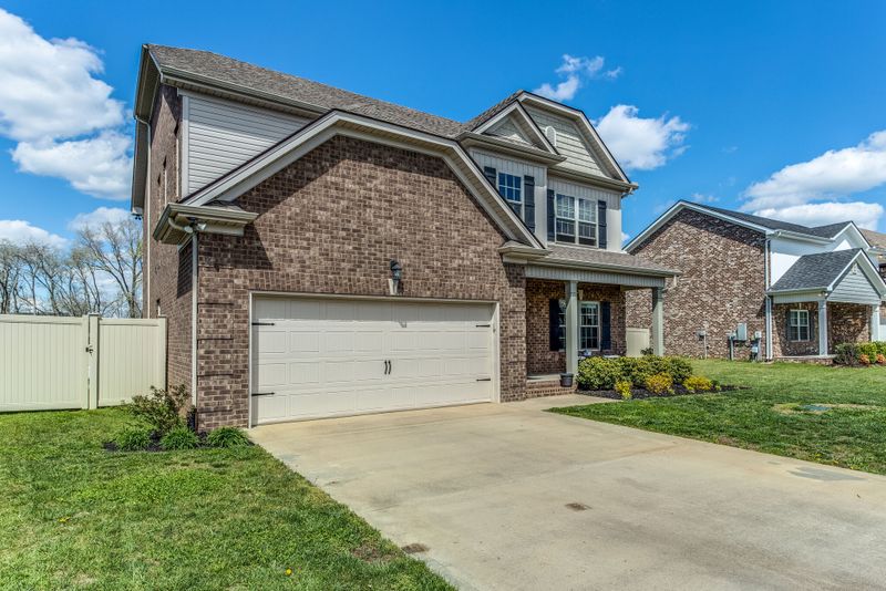 457 Beulah Rose Dr, Murfreesboro, TN 37128