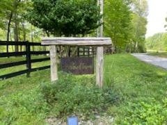 555 Dogwood Way, Burns, TN 37029