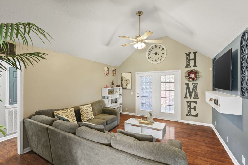 497 Laramie Dr, Springfield, TN 37172