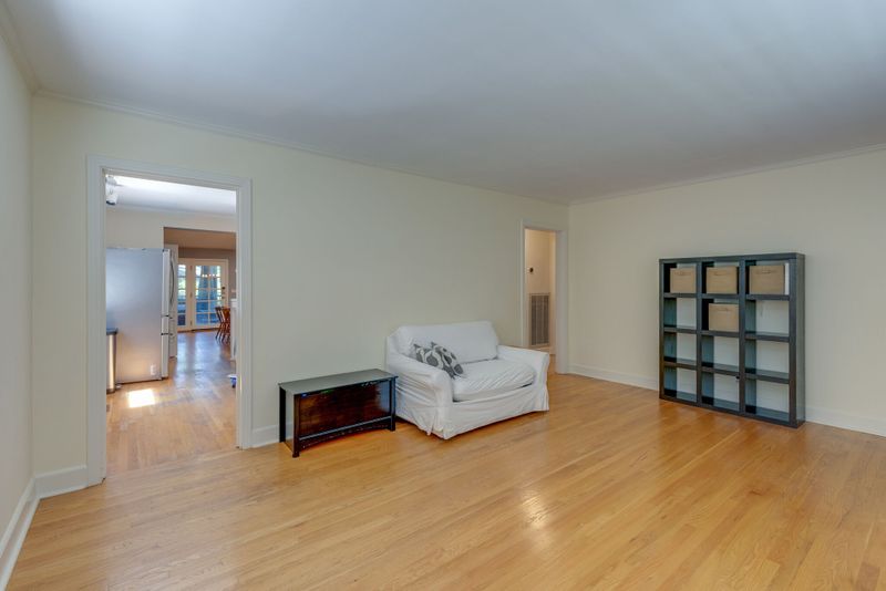 3808 Central Ave, Nashville, TN 37205